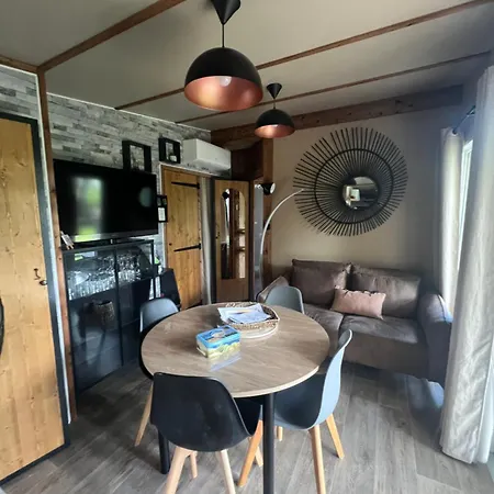 Apartment Mobilhome Confort Avec Acces Piscine *